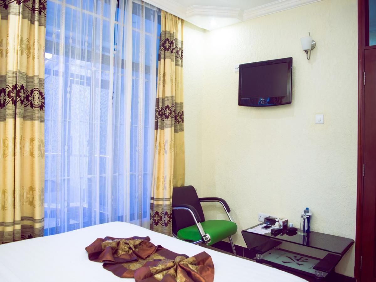 Best Point Hotel Dar es Salaam Exterior foto